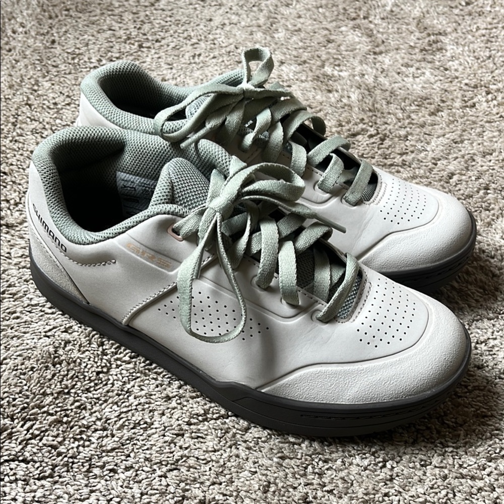 Shimano Women's White and Gray Cycling Shoes